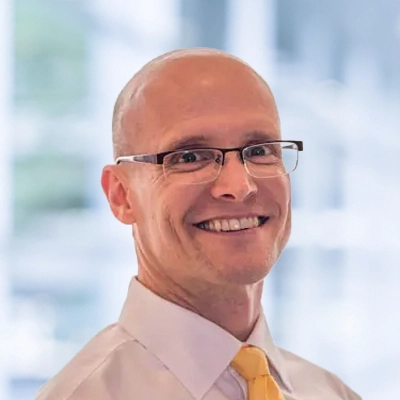 A headshot of Dr. Eric Cram a chiropractor at Cram Chiropractic & Wellness Center